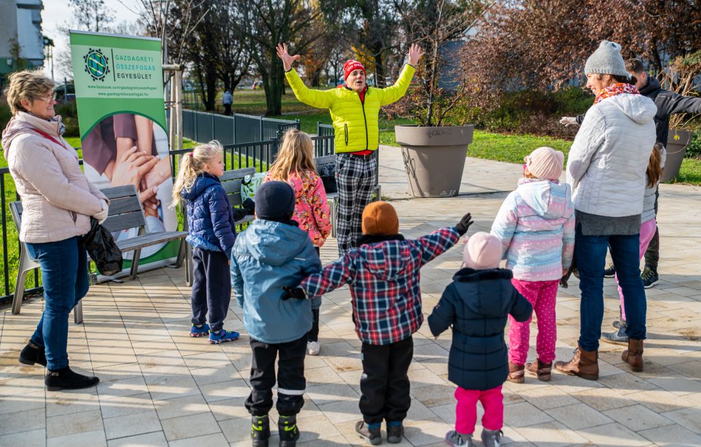 Gyerekműsor rendelés: 5 gyakori félelem, és ami mögötte van – Hogyan lesz valóban felhőtlen az ünneplés?